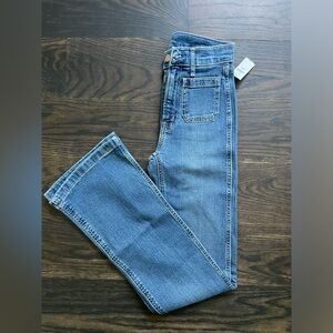 Gap 70’s Flare High Rise Jeans. NEW- WTA Size Women’s  24 R (00)